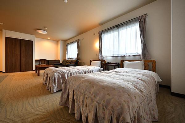 Hotel Takimoto Yamanouchi  Bagian luar foto